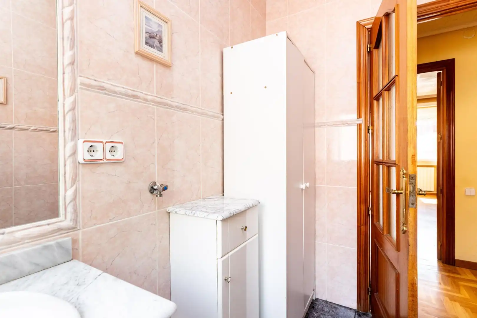 Baño de Piso en venta en Madrid con Calefacción, Parquet y Alarma