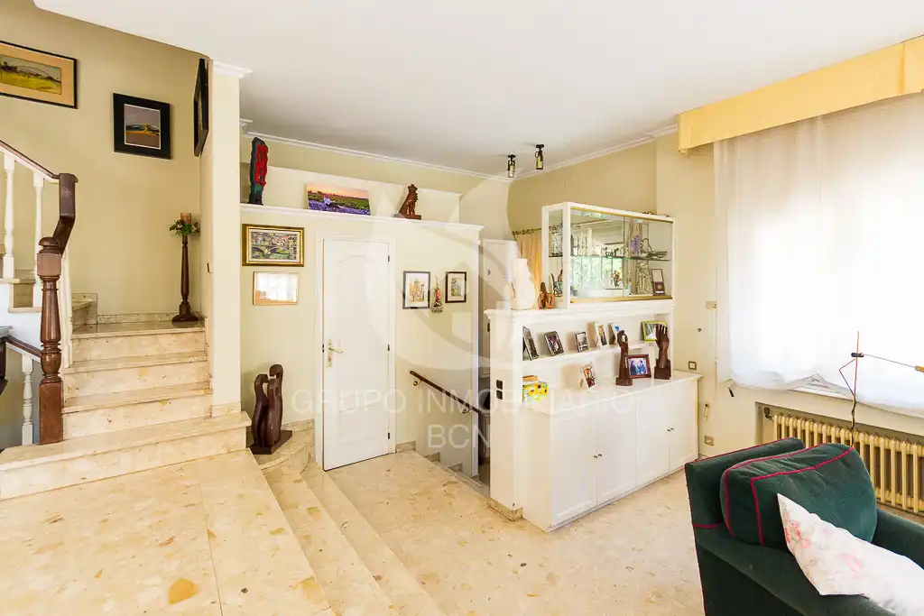 Houses for sale in Montcada i Reixac  with Air Conditioner, Heating and Terrace