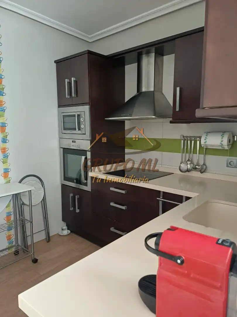 Cocina de Piso en venta en Jaén con Aire acondicionado, Calefacción y Amueblado
