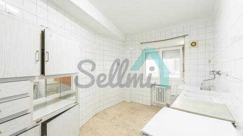 Foto 5 de Piso en venta en De Santander, Salesas - Foncalada - Campoamor, Asturias