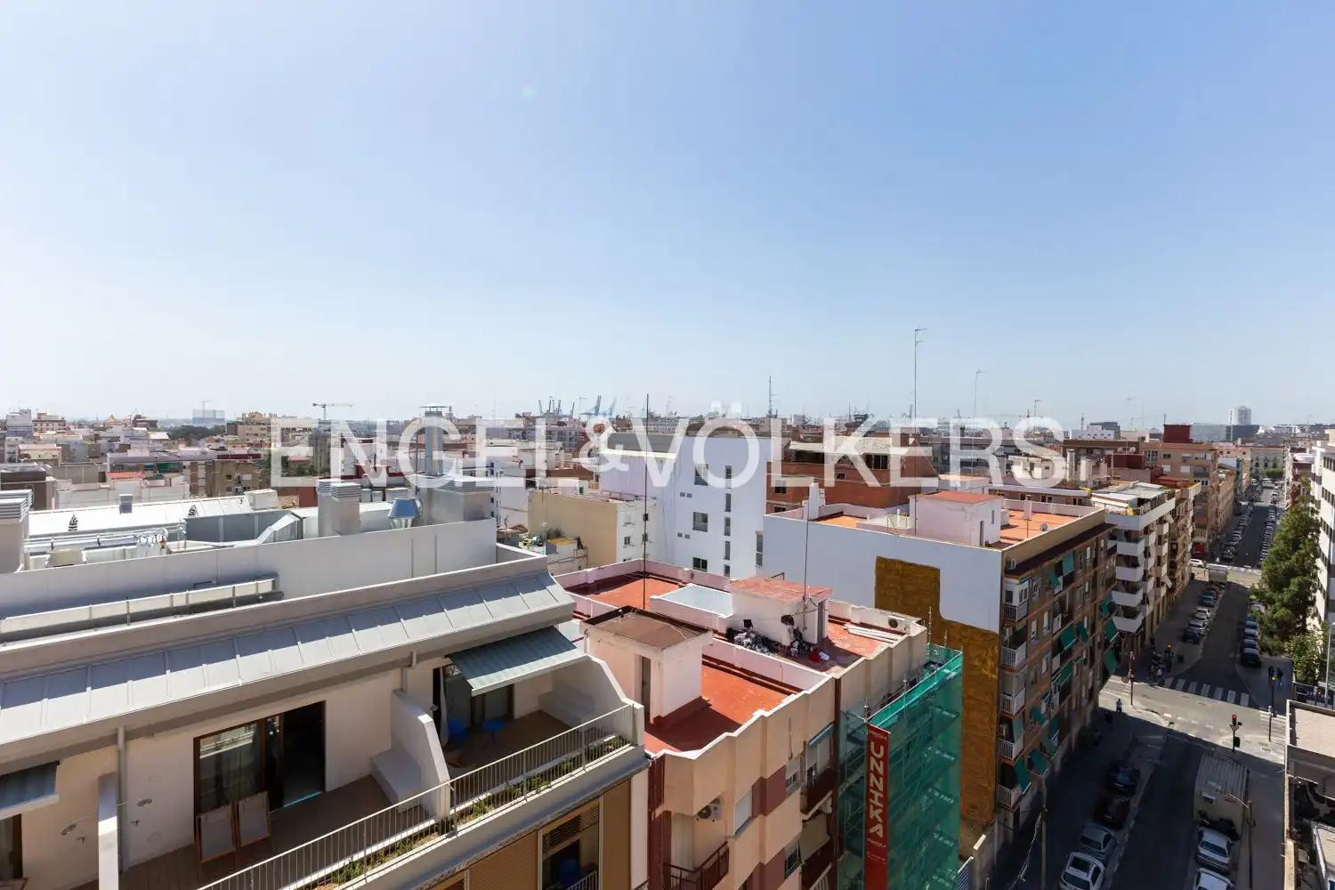 Außenansicht von Dachboden zur Miete in Valencia mit Klimaanlage, Heizung und Terrasse