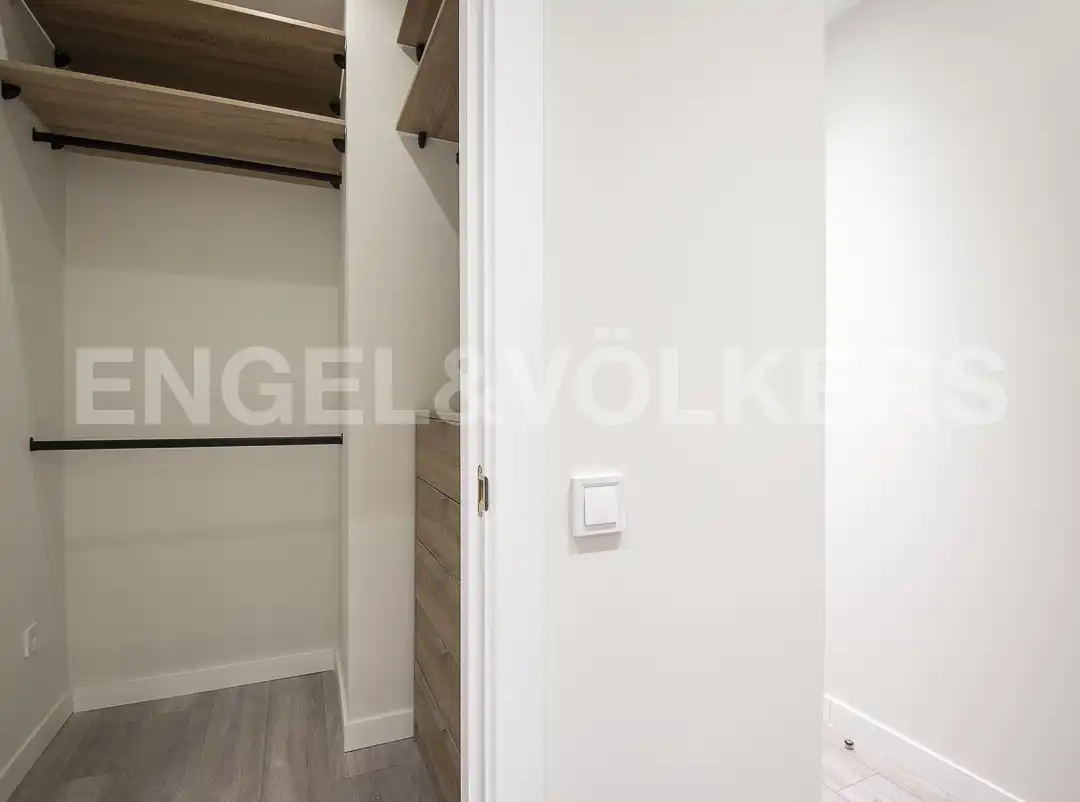 Habitación de Piso en venta en Barcelona con Aire acondicionado, Calefacción y Balcón