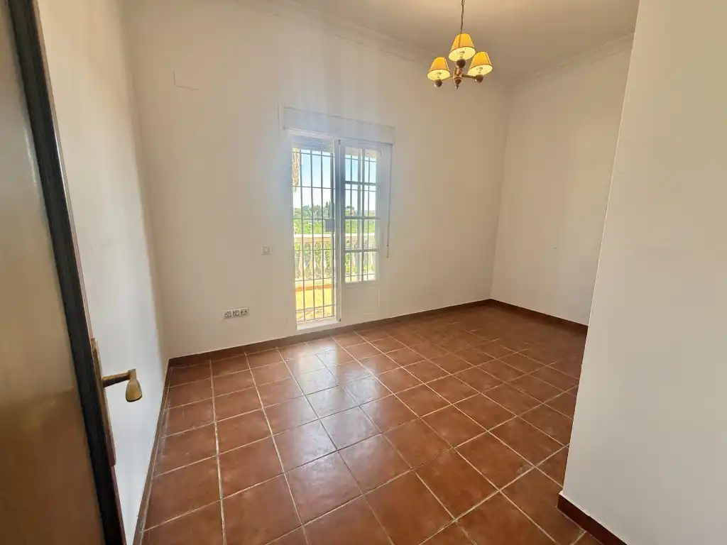Comedor de Casa o chalet en venta en Mairena del Alcor con Amueblado y Balcón