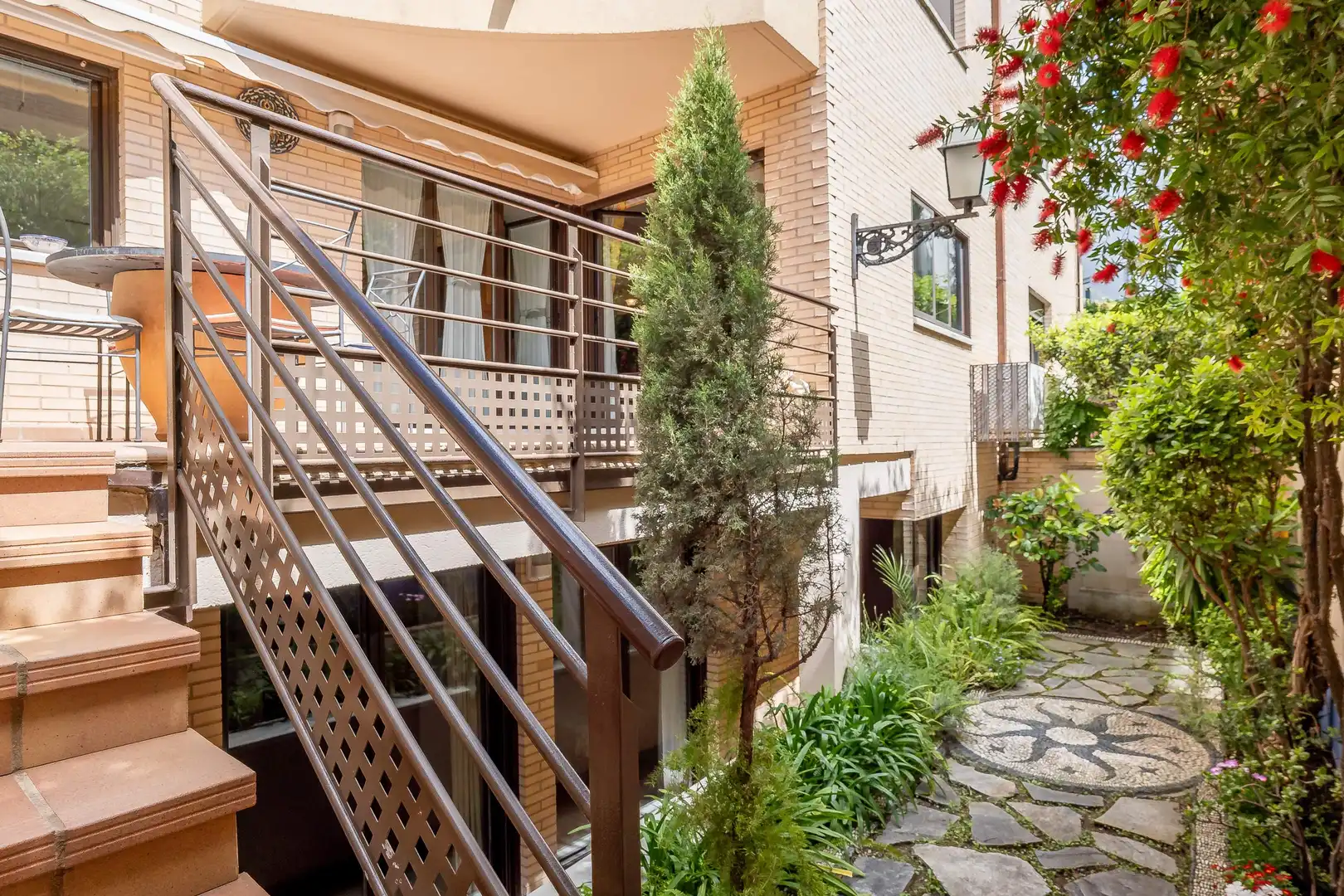Balcony of Duplexes for sale in Zaragoza  with Air Conditioner, Heating and Private garden