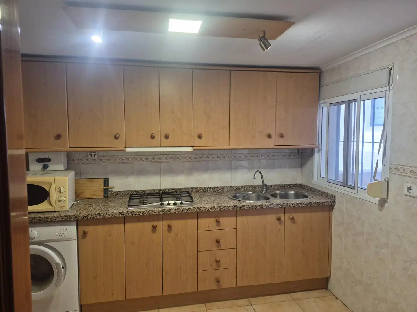 Cuina de Casa o xalet en venda en Vélez-Málaga amb Terrassa