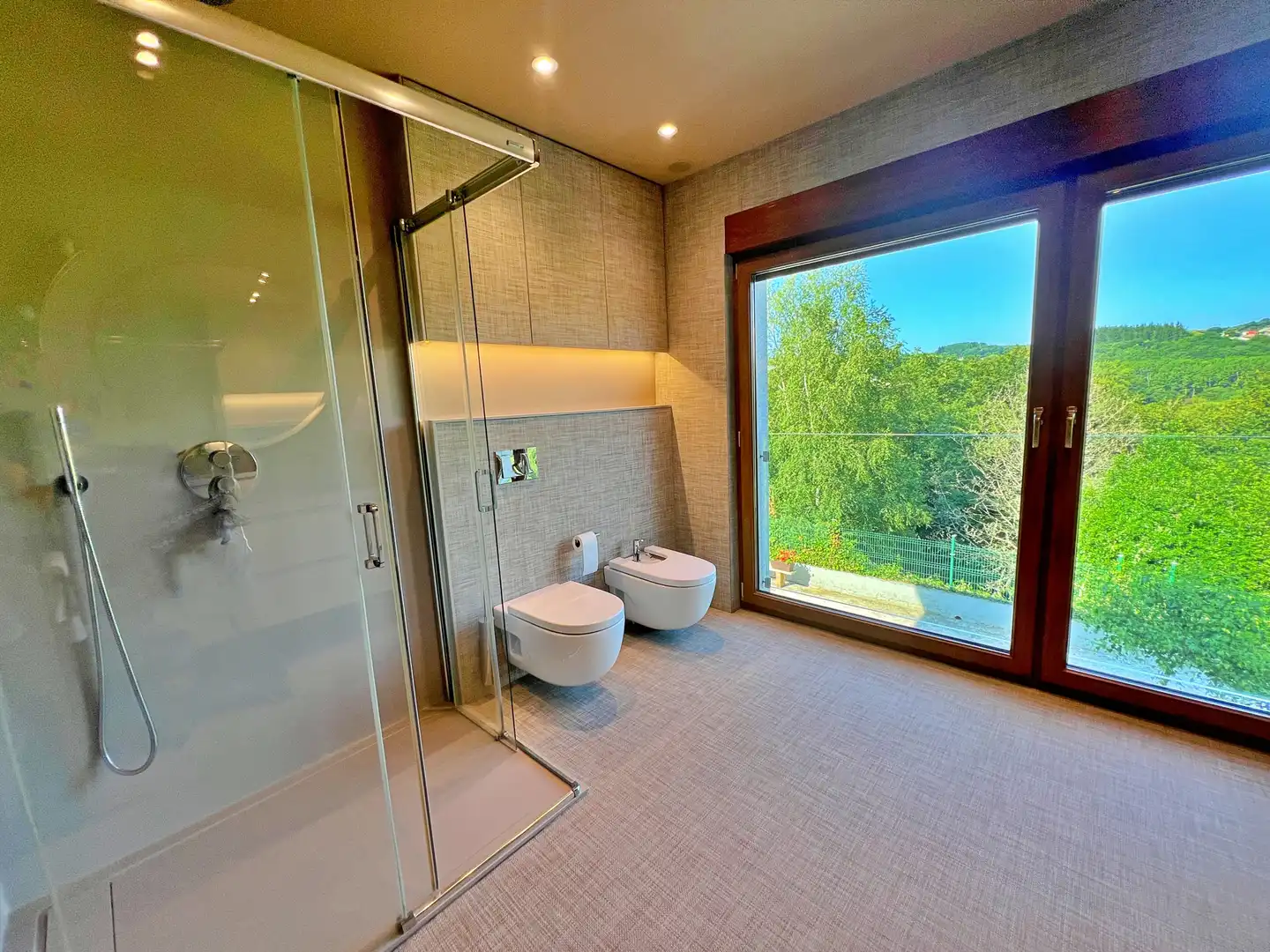 Baño de Casa o chalet en venta en Lugo con Aire acondicionado, Calefacción y Jardín privado