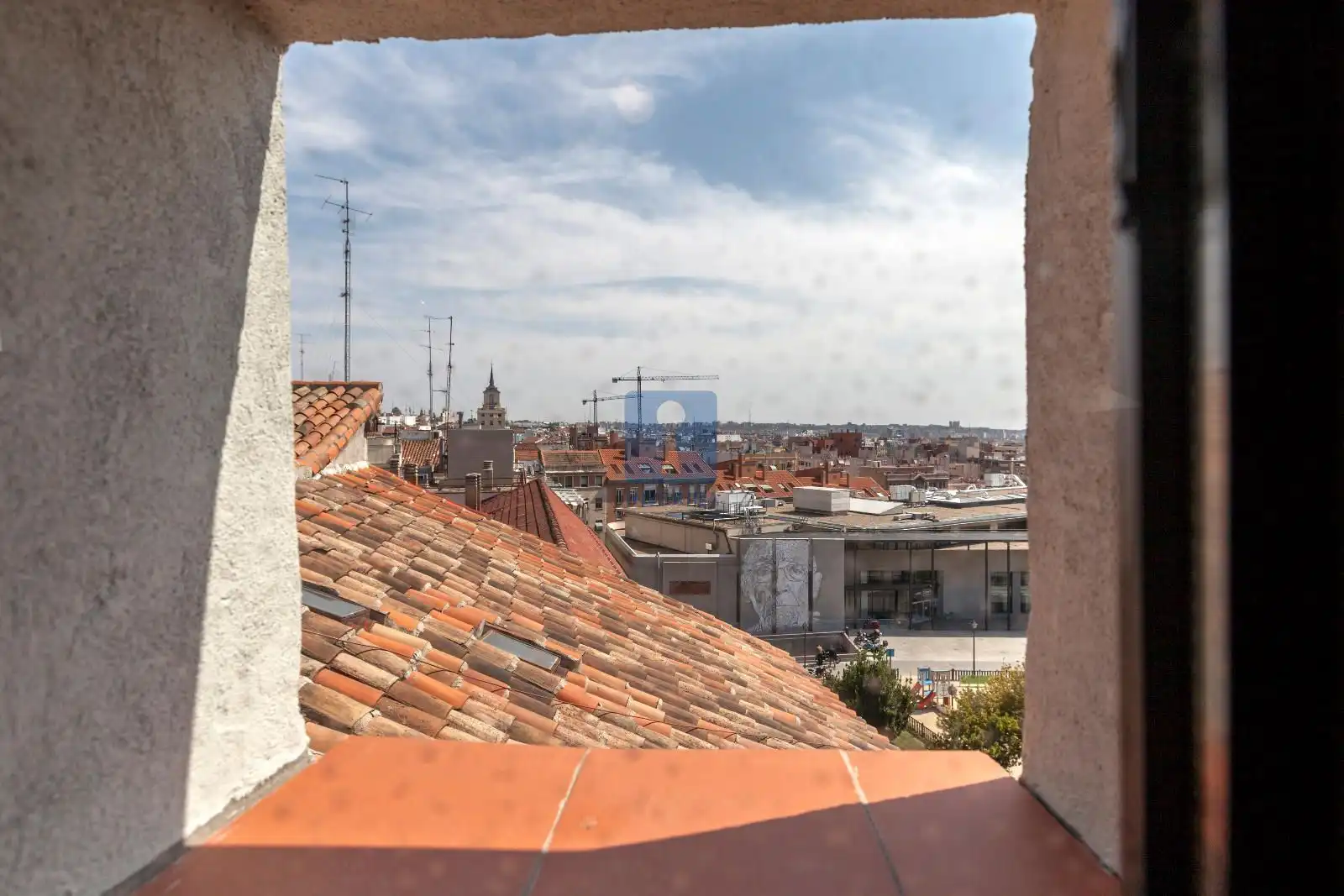 Exterior view of Attic for rent in Madrid  with Air Conditioner, Heating and Parquet flooring