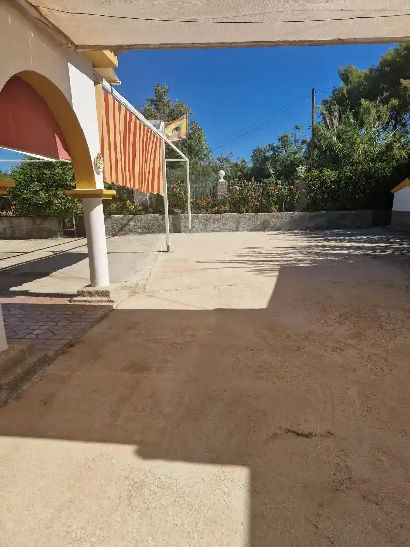 Terrassa de Finca rústica en venda en Andújar amb Aire condicionat, Piscina i Balcó