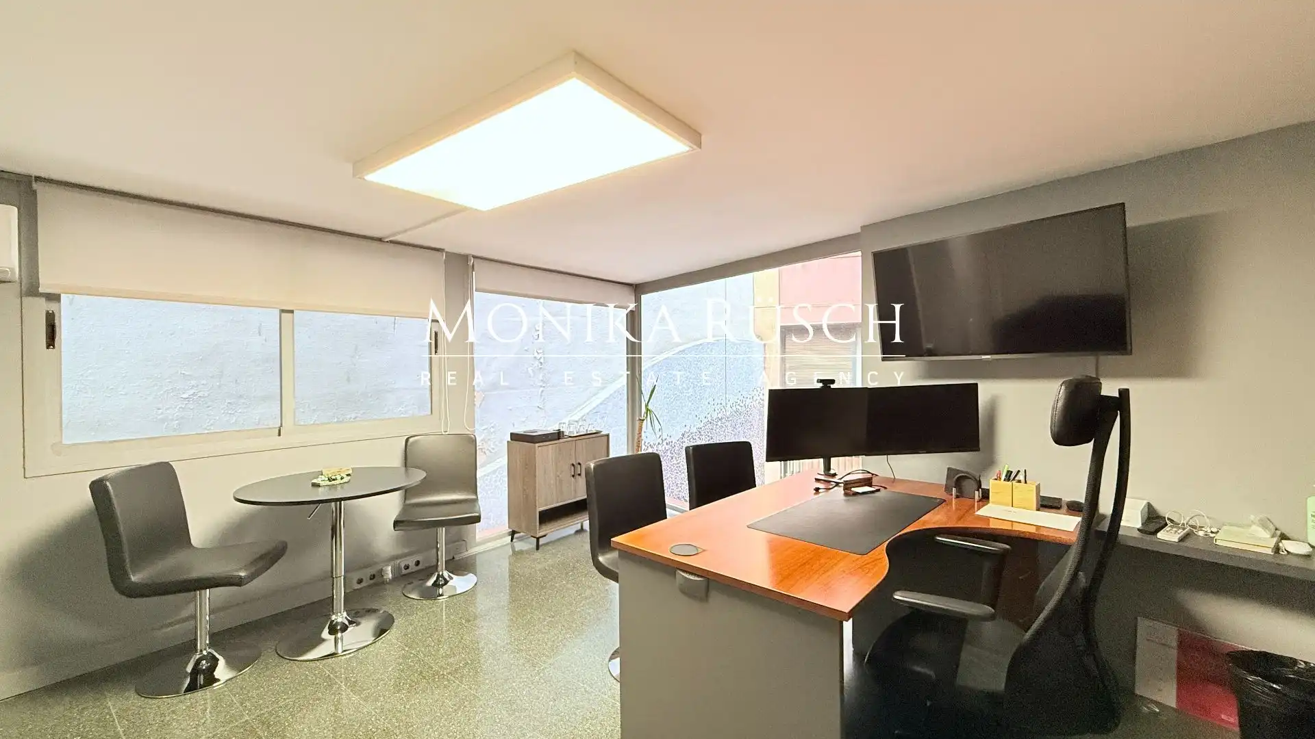 Office for sale in Cornellà de Llobregat  with Air Conditioner and Heating
