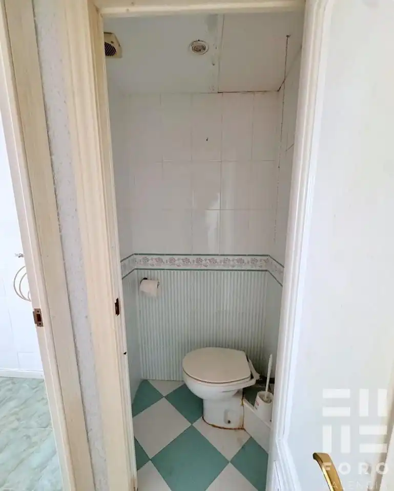 Baño de Piso en venta en Valencia con Aire acondicionado y Terraza