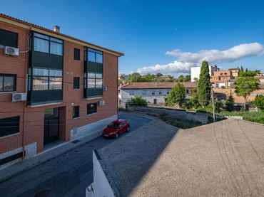 House with balcony for sale in Calle PORTONES LOS (CH) 1