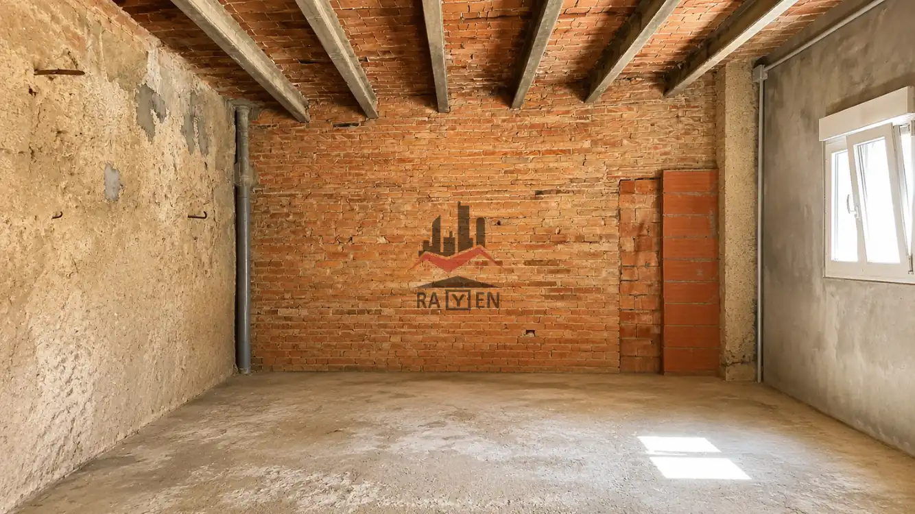Detached homes for sale in Riumors