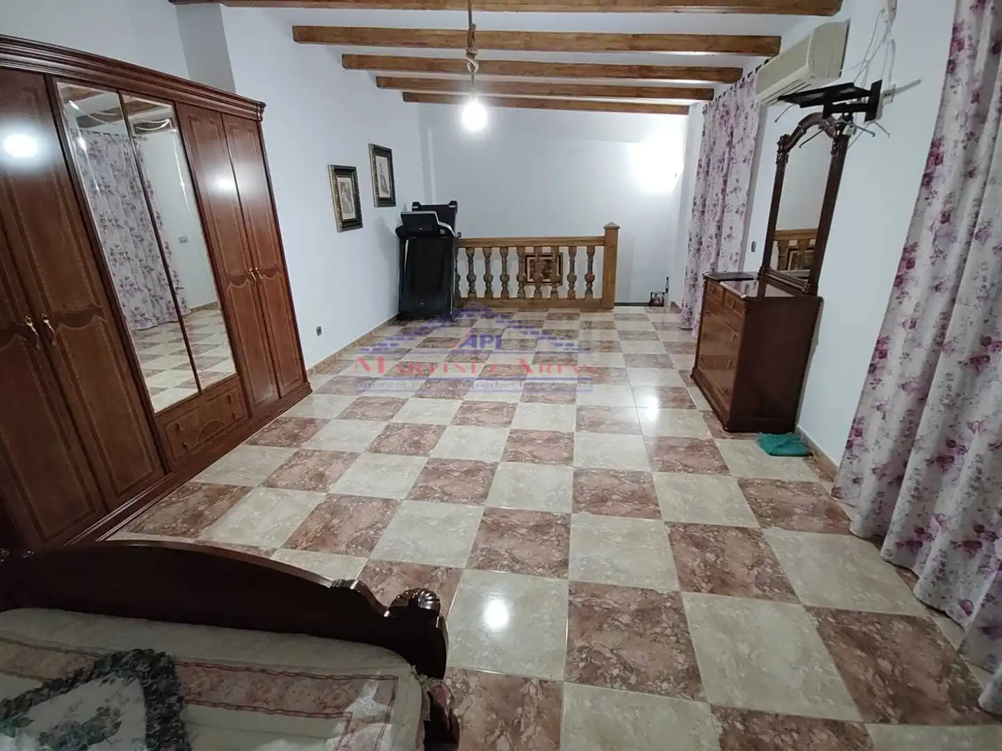 Detached homes for sale in Jaén  with Air Conditioner and Terrace
