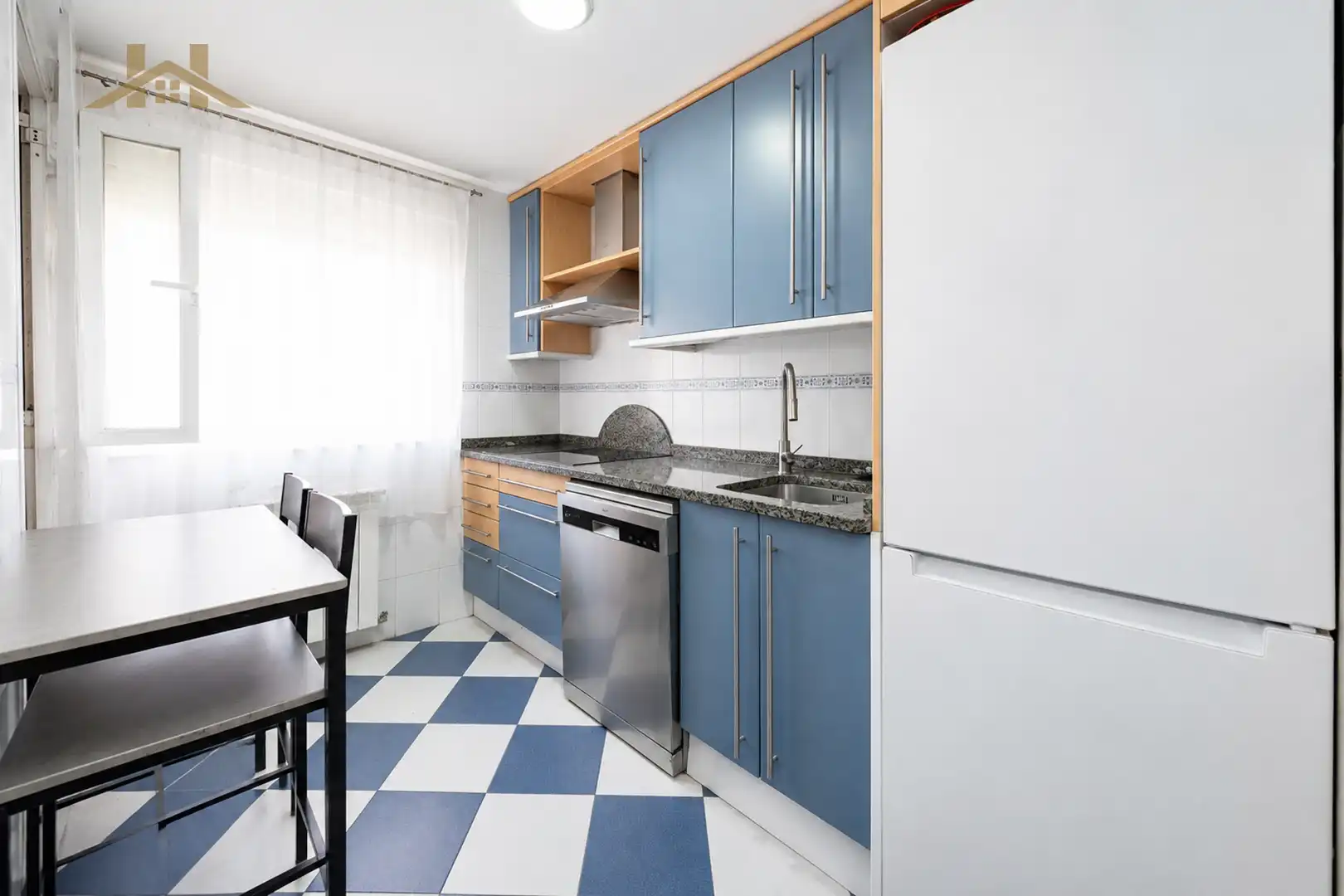 Kitchen of Flat for sale in Valdemoro  with Air Conditioner, Heating and Storage room