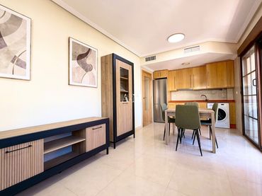 Appartamento con balcone in affitto a Almoradí