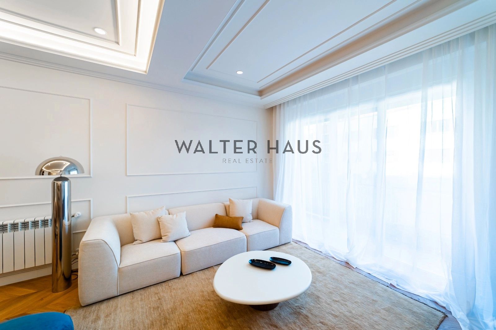 Living room of Flat for sale in  Madrid Capital  with Heating and Terrace