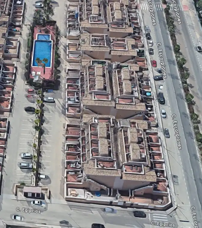 Vista exterior de Dúplex en venta en Orihuela con Terraza, Piscina y Amueblado