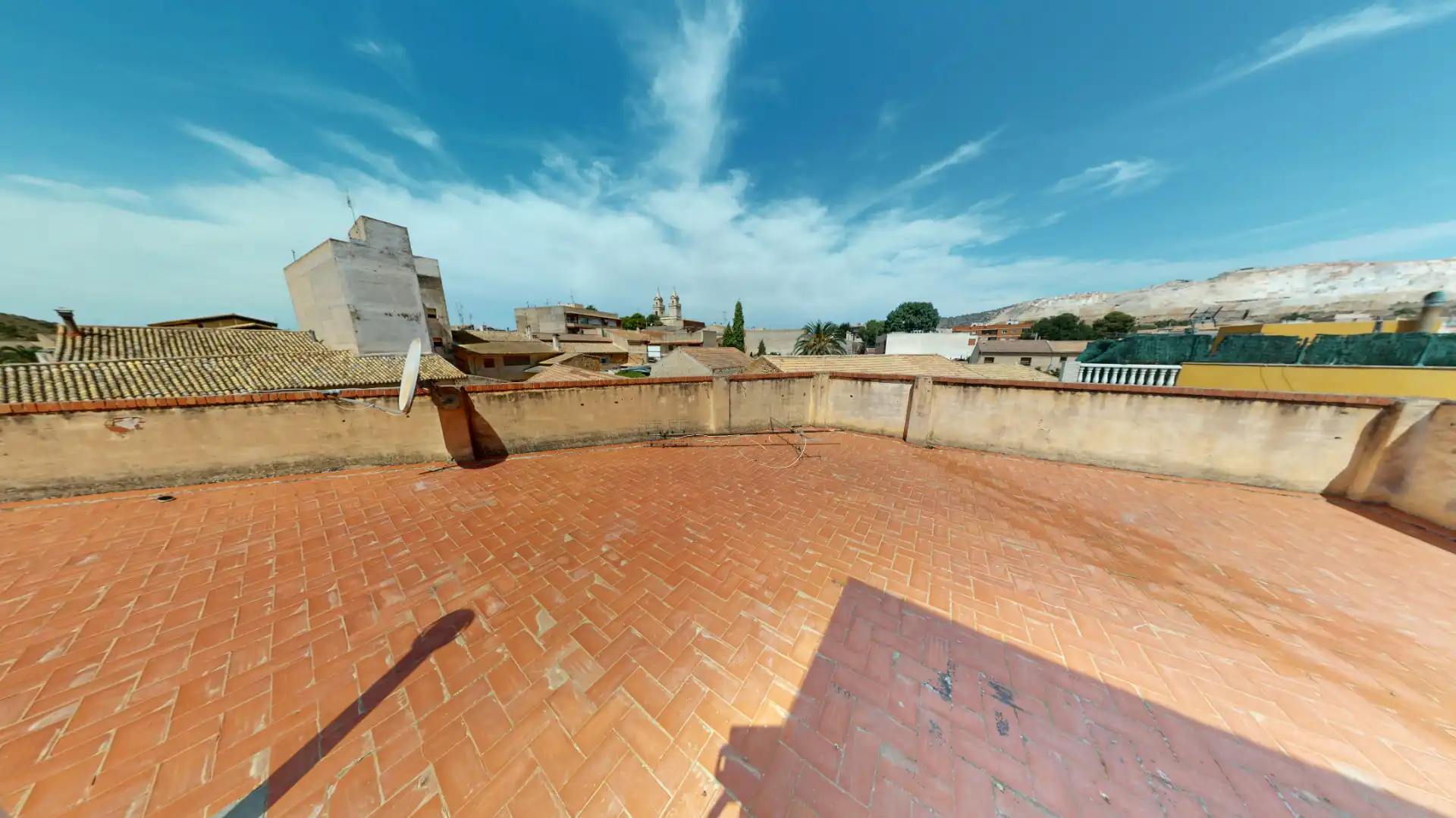 Terrassa de Casa adosada en venda en Algueña amb Calefacció, Terrassa i Moblat