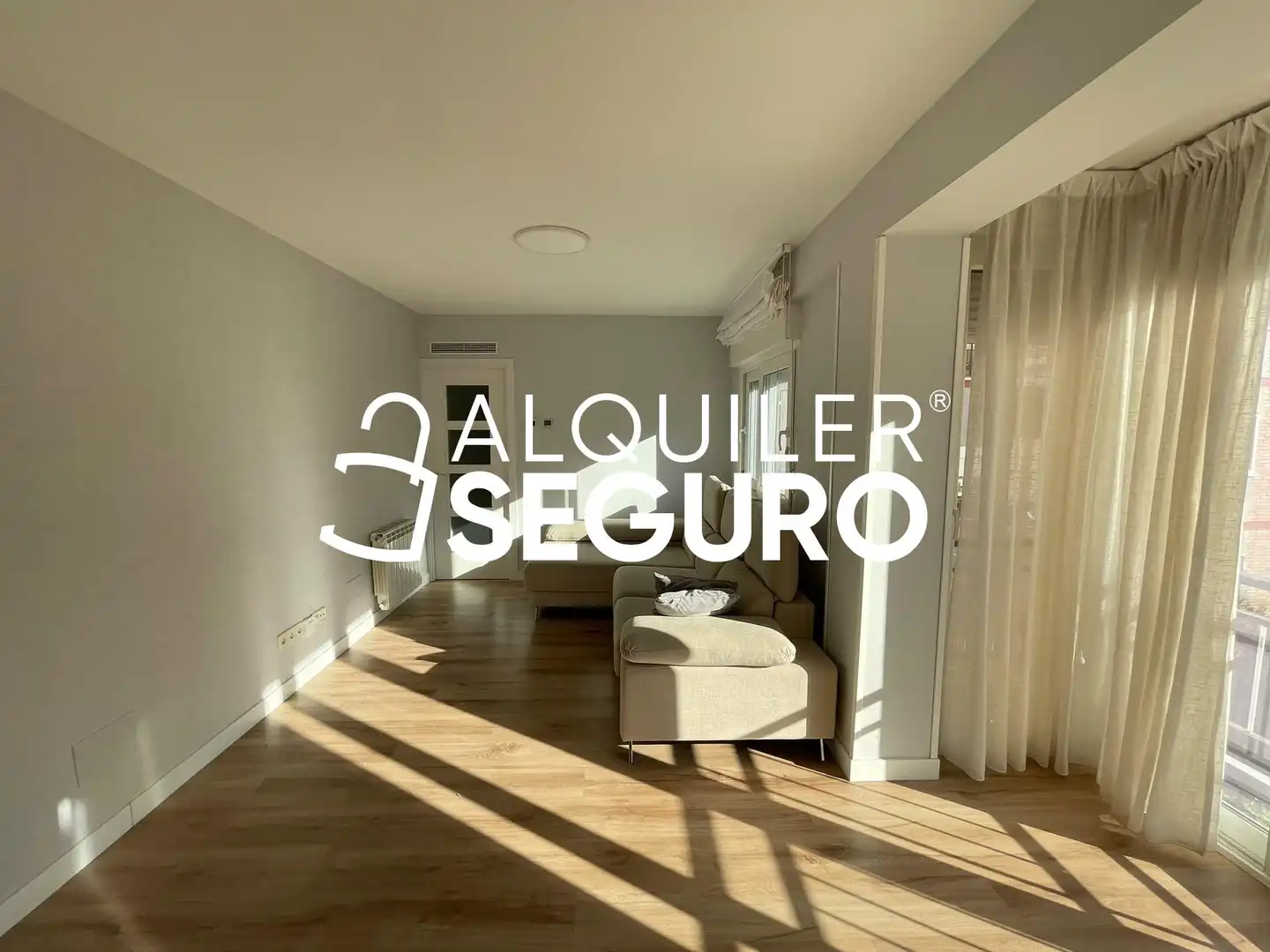 Piso de alquiler en de Blas Cabrera, Las Águilas