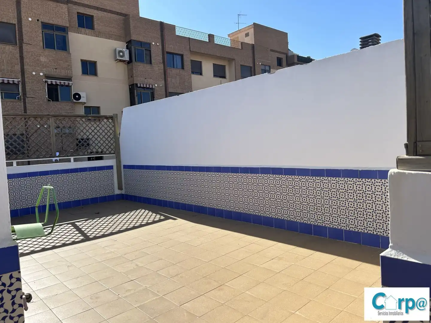 Terrace of Houses for rent in Tavernes Blanques  with Air Conditioner, Heating and Parquet flooring