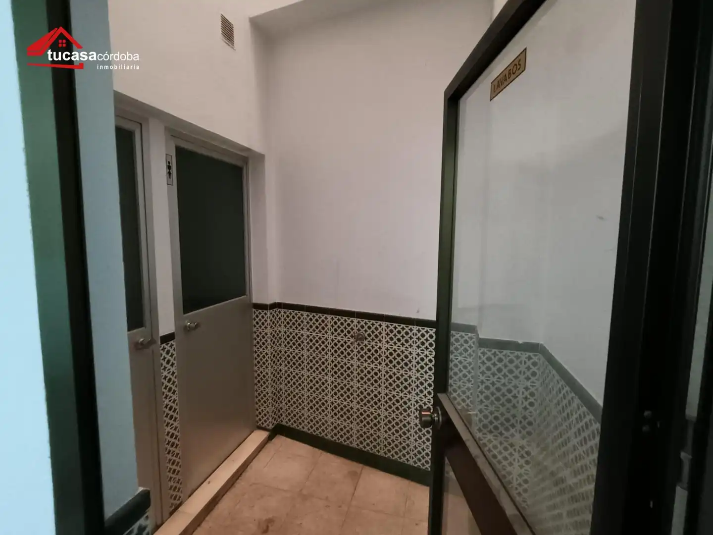 Local en venta en Fernán-Núñez