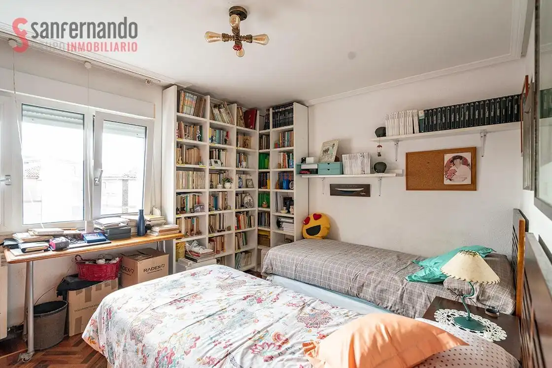 Bedroom of Flat for sale in Santander  with Heating