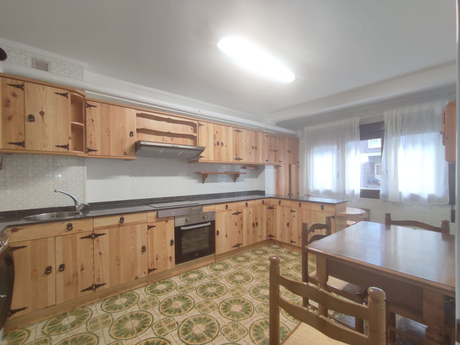 Kitchen of Flat to rent in Gijón   with Heating and Furnished