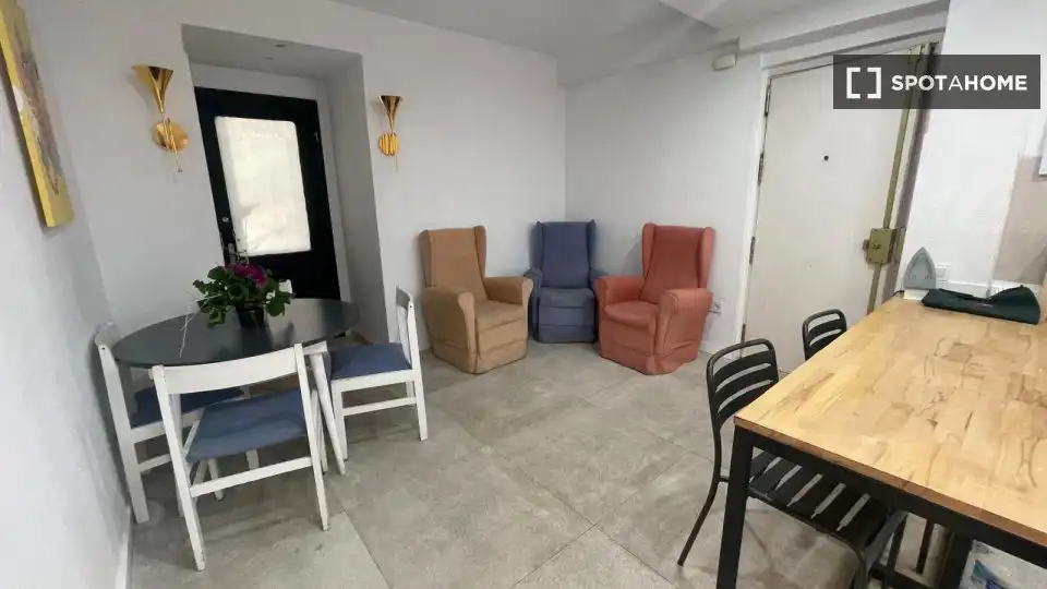 Room in Parque María Luisa -Giralda Sur