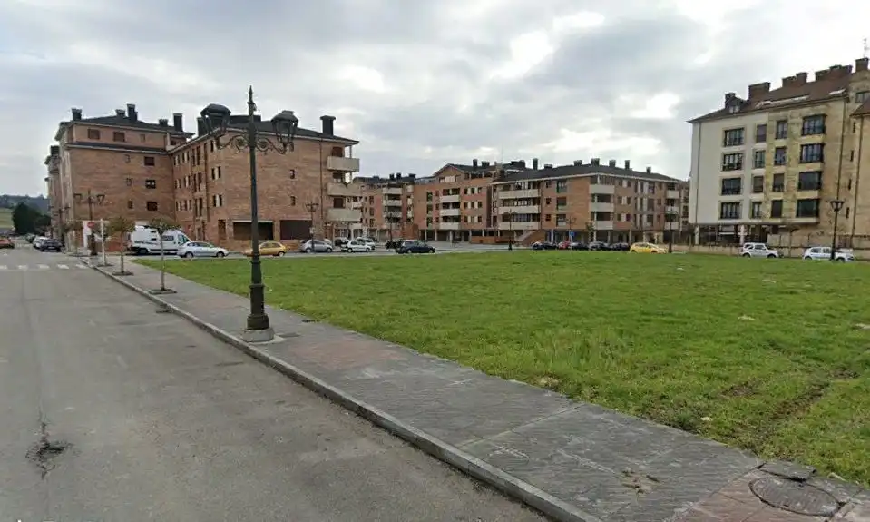 Wohnbaugrundstück zum Verkauf in Llanera, imagen 3