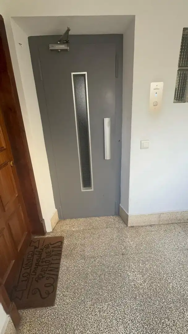 Wohnung zum Verkauf in  Palma de Mallorca mit Klimaanlage, Fernseher und Balkon