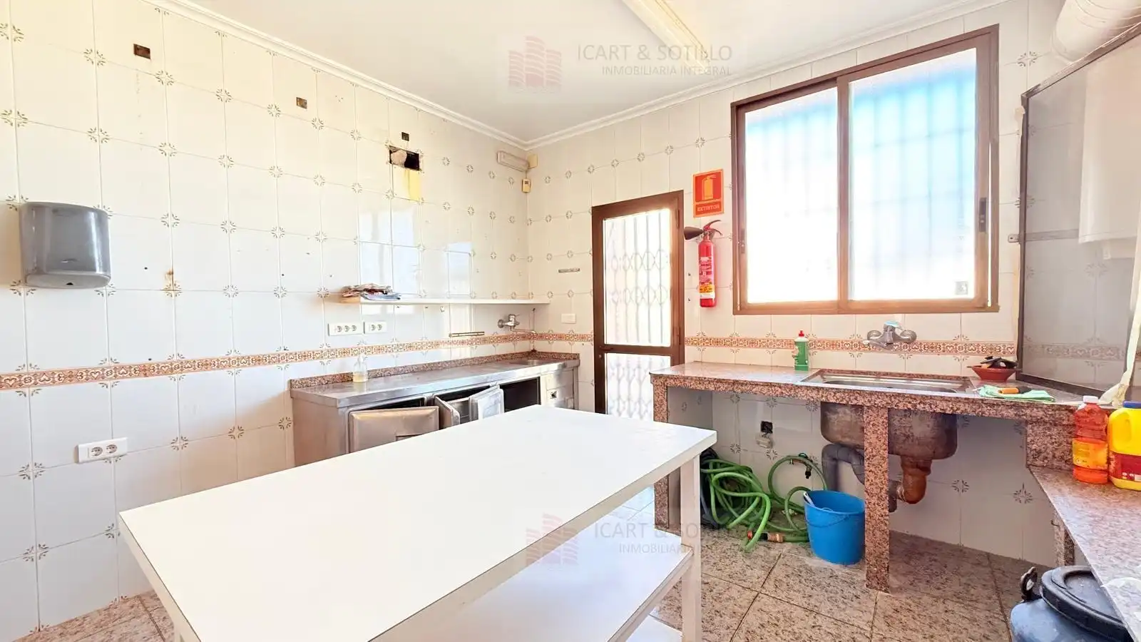 Cuina de Local en venda en Peñíscola / Peníscola amb Terrassa