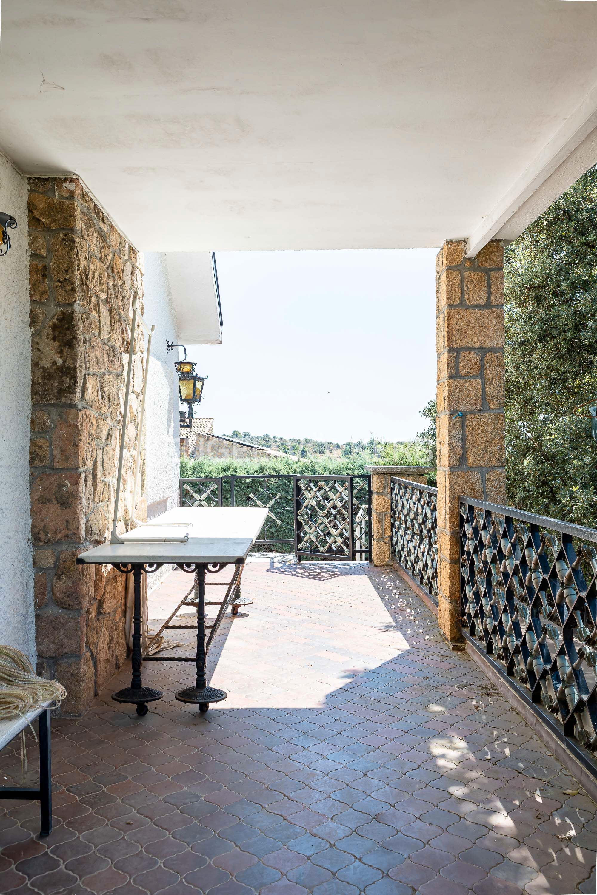 Terrace of House or chalet for sale in Valdemorillo  with Heating, Private garden and Terrace