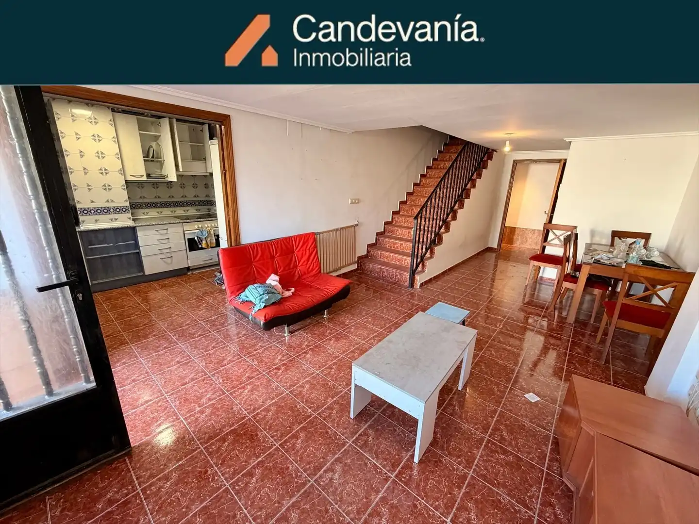 Casa amb jardí en venda a Perdiguera