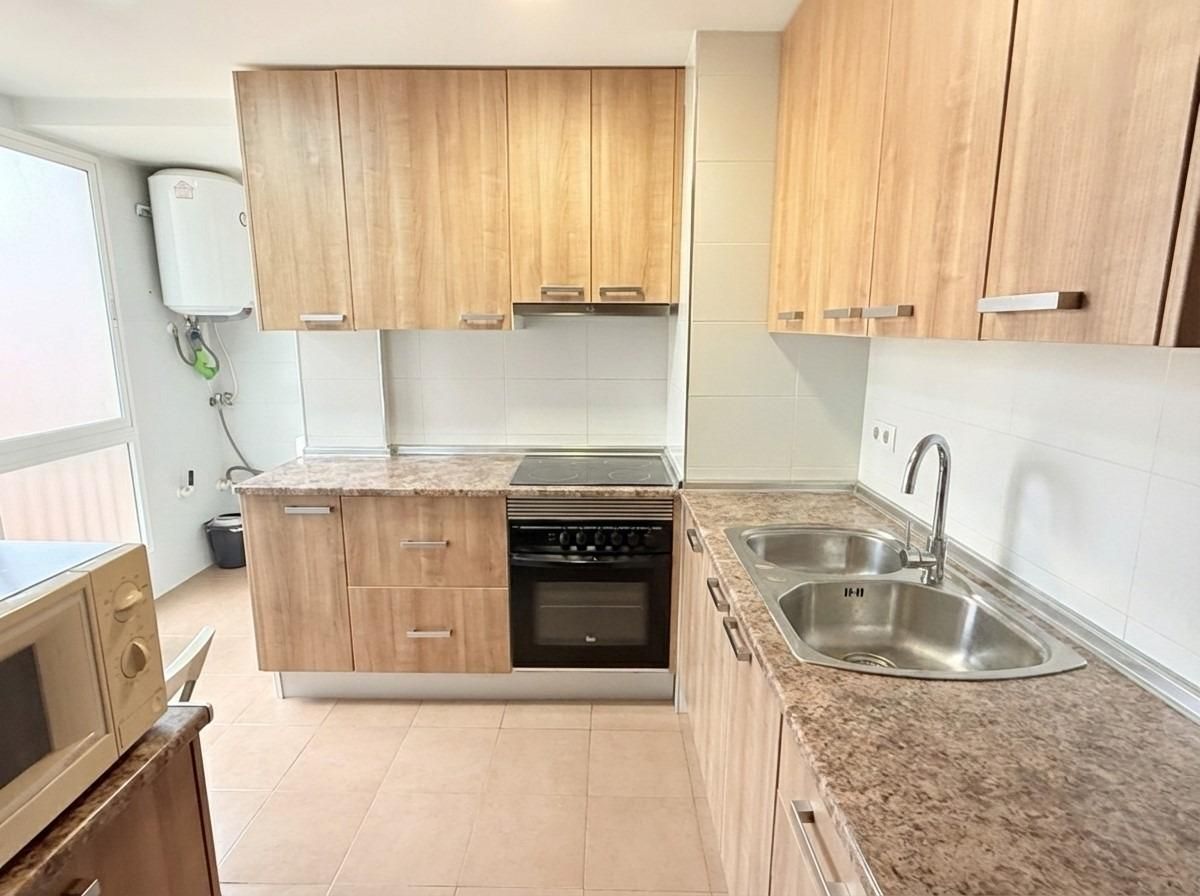 Cuina de Pis en venda en Alicante / Alacant amb Aire condicionat, Terrassa i Balcó