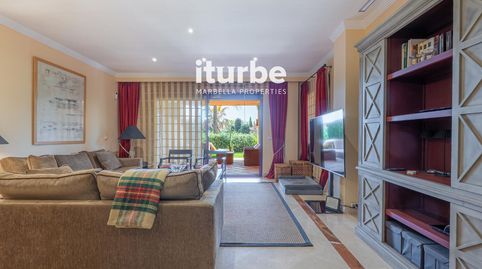 Foto 3 de Piso de alquiler en Alameda de Levante, Bahía de Marbella, Marbella