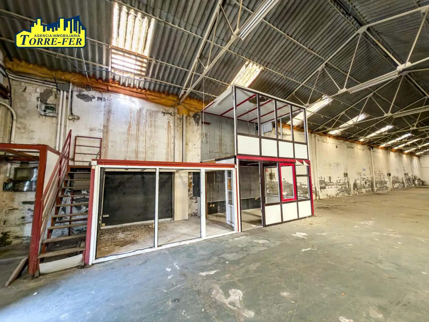 Nave industrial de alquiler en Huércal de Almería