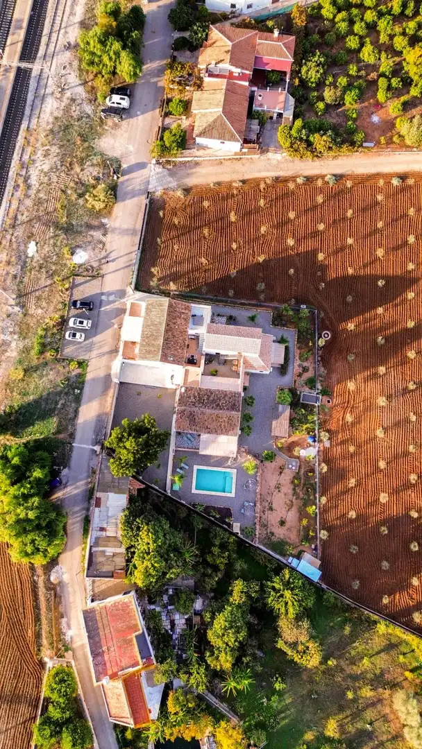 Außenansicht von Country house zum Verkauf in Álora mit Klimaanlage, Heizung und Privatgarten