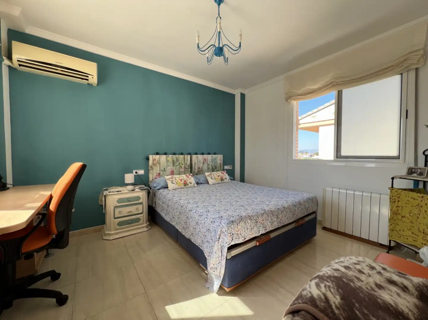 Dormitori de Casa o xalet en venda en Oliva