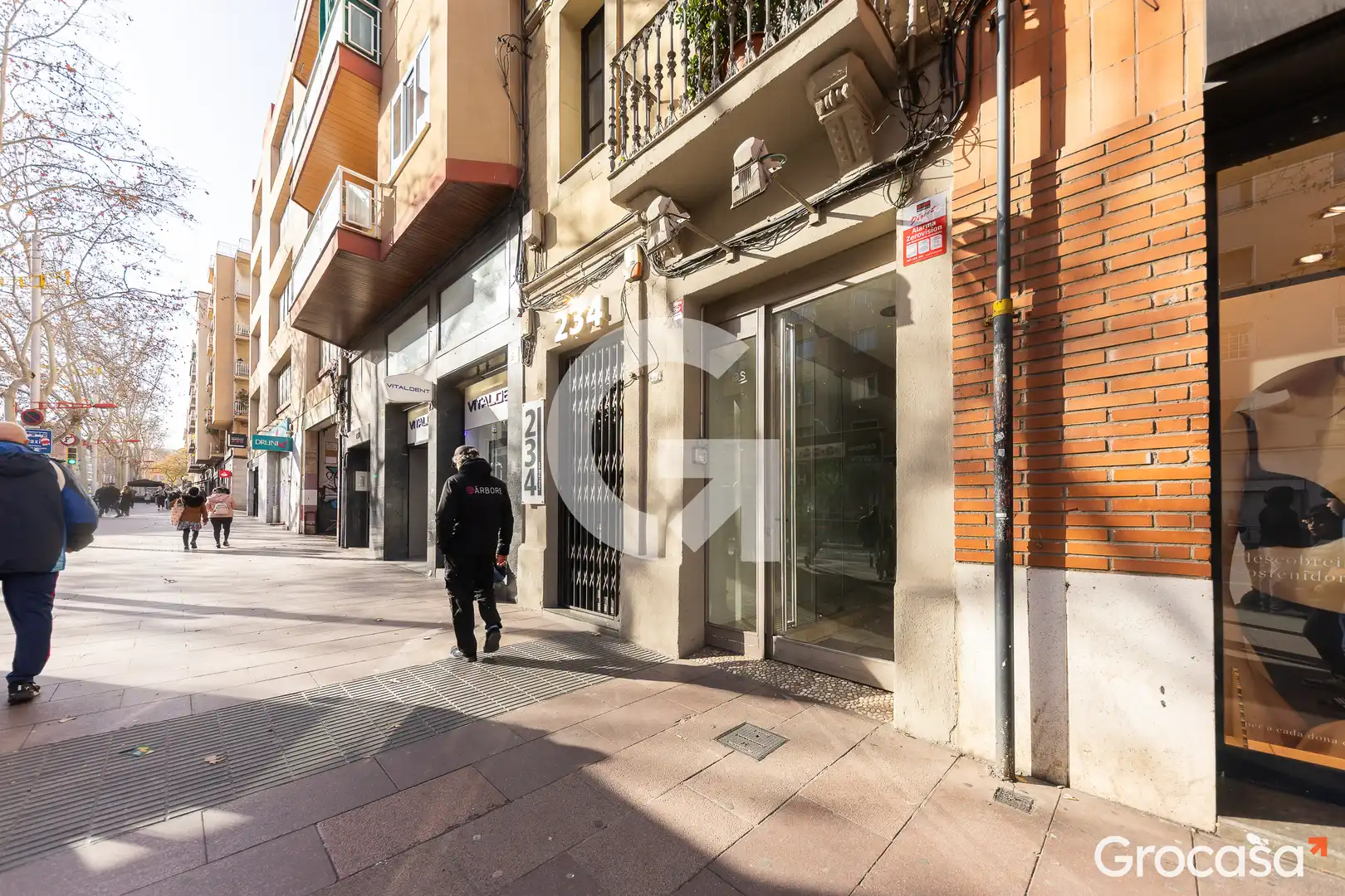 Außenansicht von Gebäude zum Verkauf in Barcelona