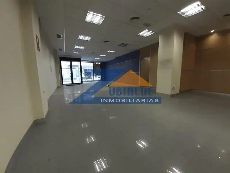 Local comercial en venda a General Concha, imagen 5