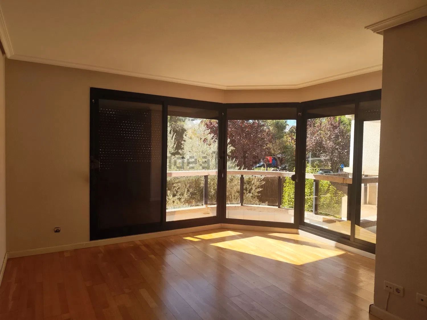 Sala d'estar de Pis de lloguer en  Madrid Capital amb Aire condicionat, Calefacció i Parquet