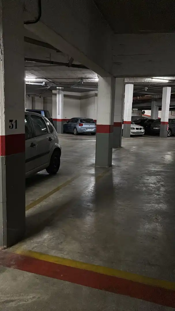 Parkplatz von Garage zur Miete in Málaga