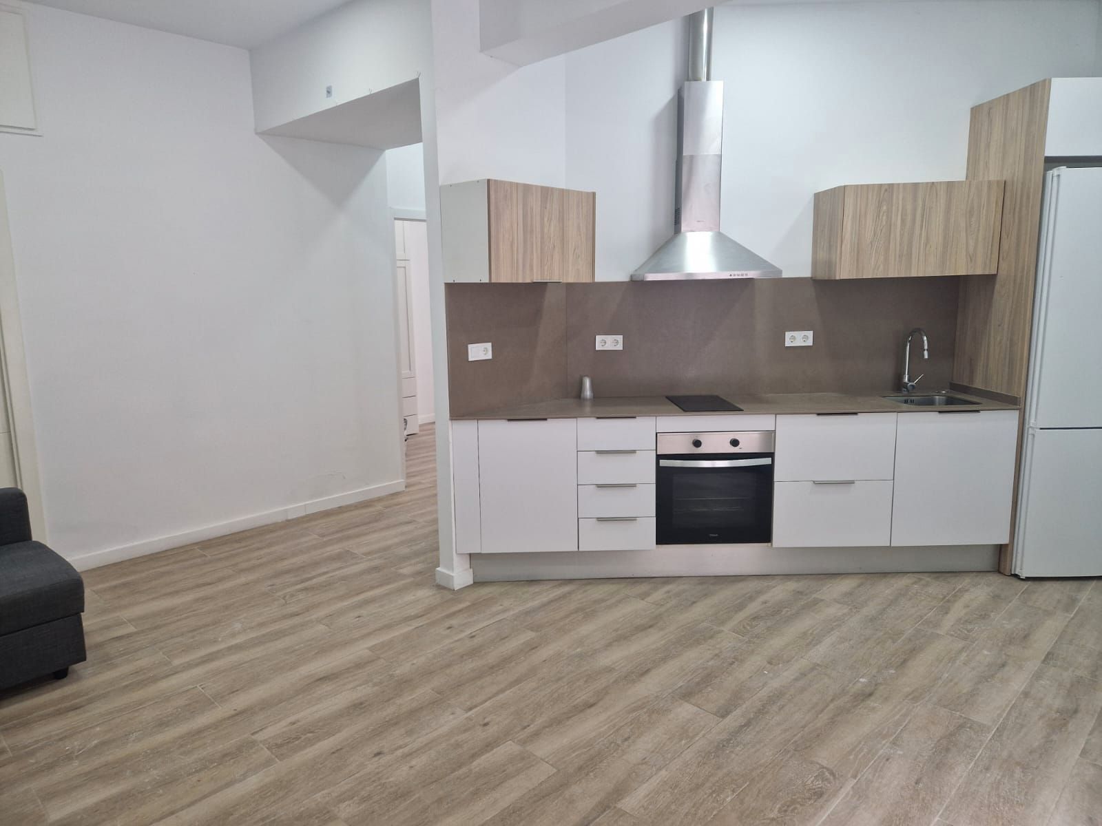 Cuina de Planta baixa en venda en Castelldefels amb Aire condicionat, Parquet i Forn