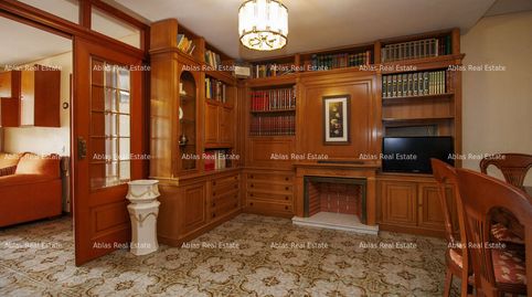 Venta de Edificio en Montroi  Montroy
