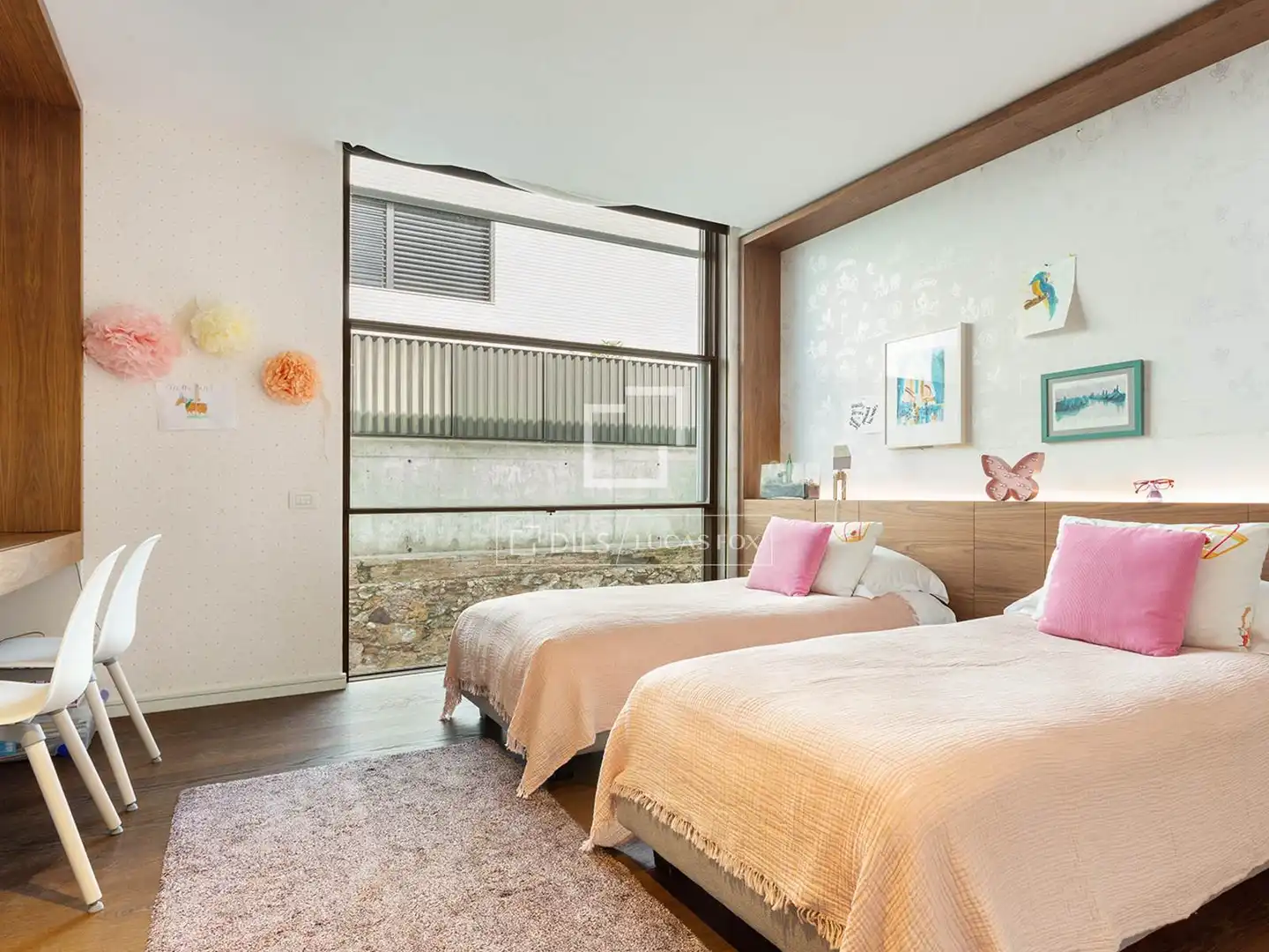 Habitación de Casa o chalet en venta en Barcelona con Aire acondicionado, Calefacción y Jardín privado