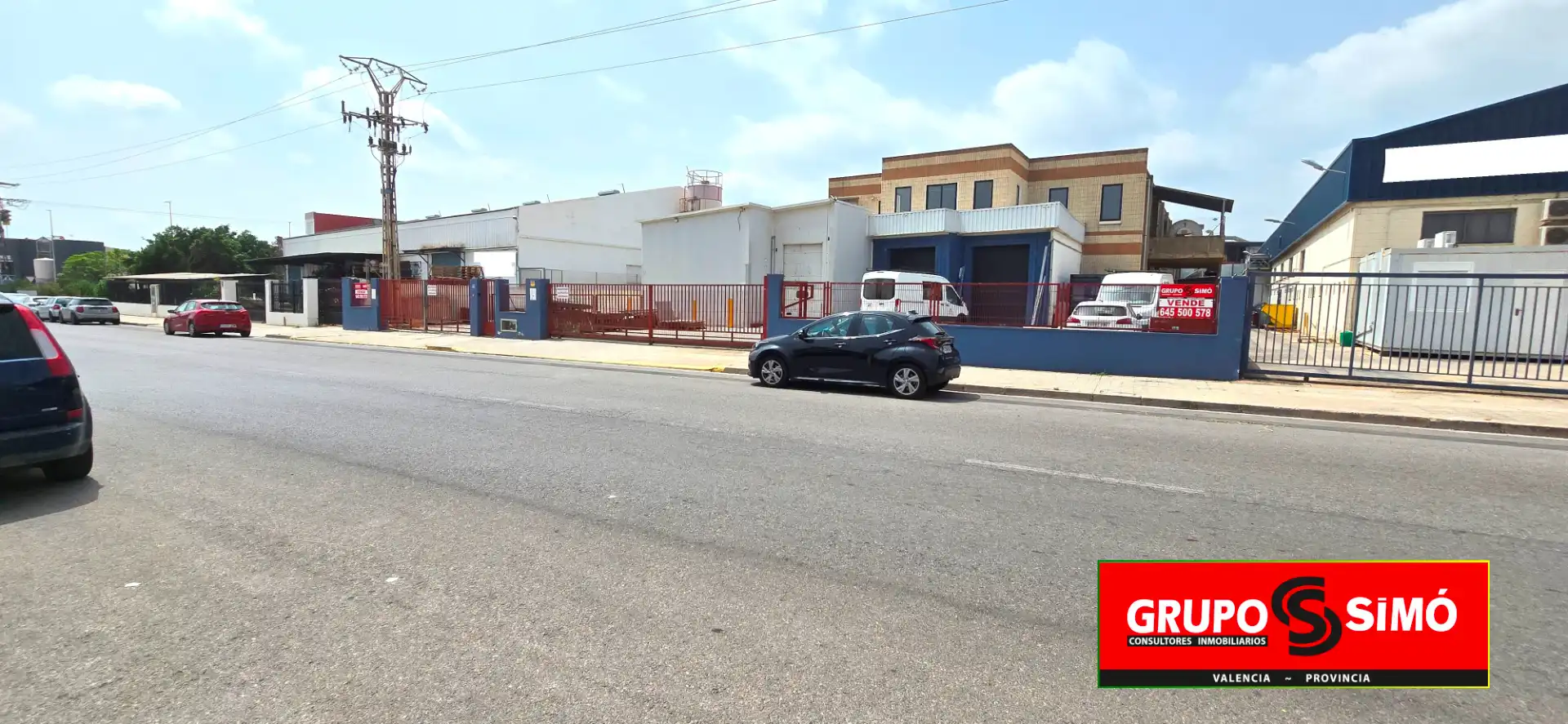 Vista exterior de Nave industrial en venta en Picassent