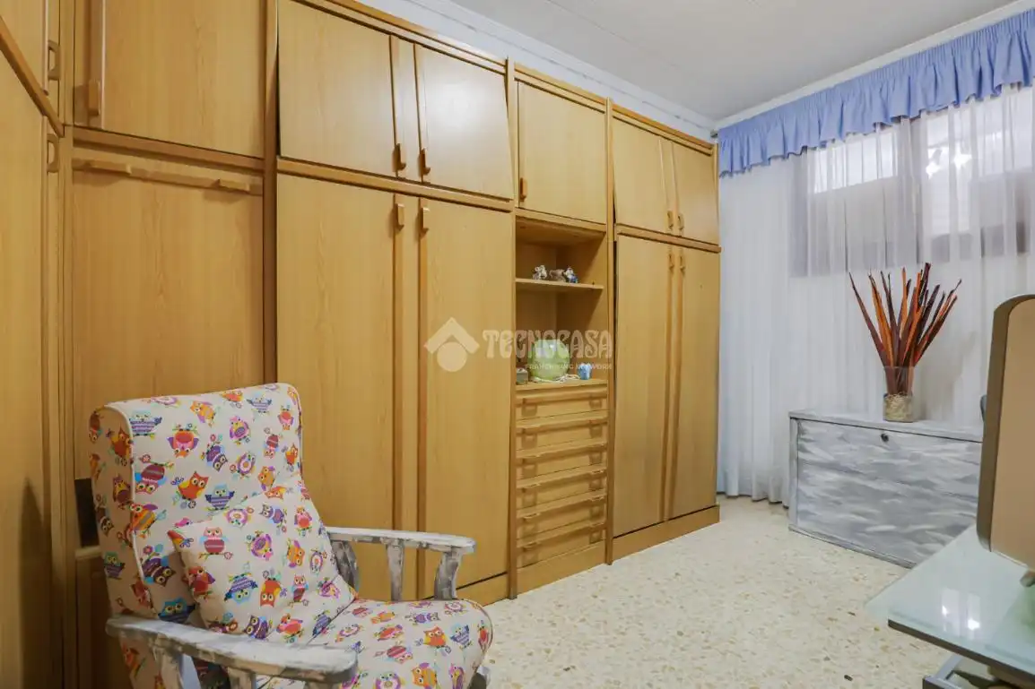 Schlafzimmer von Einfamilien-Reihenhaus zum Verkauf in Montcada i Reixac mit Heizung, Terrasse und Balkon