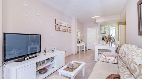Foto 2 de Piso en venta en Corvales, 10, La Zubia Ciudad, La Zubia