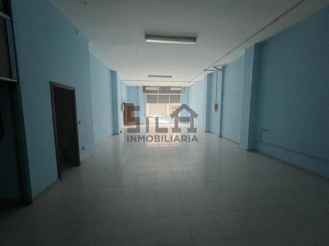 Local comercial en Alquiler en Barbadás