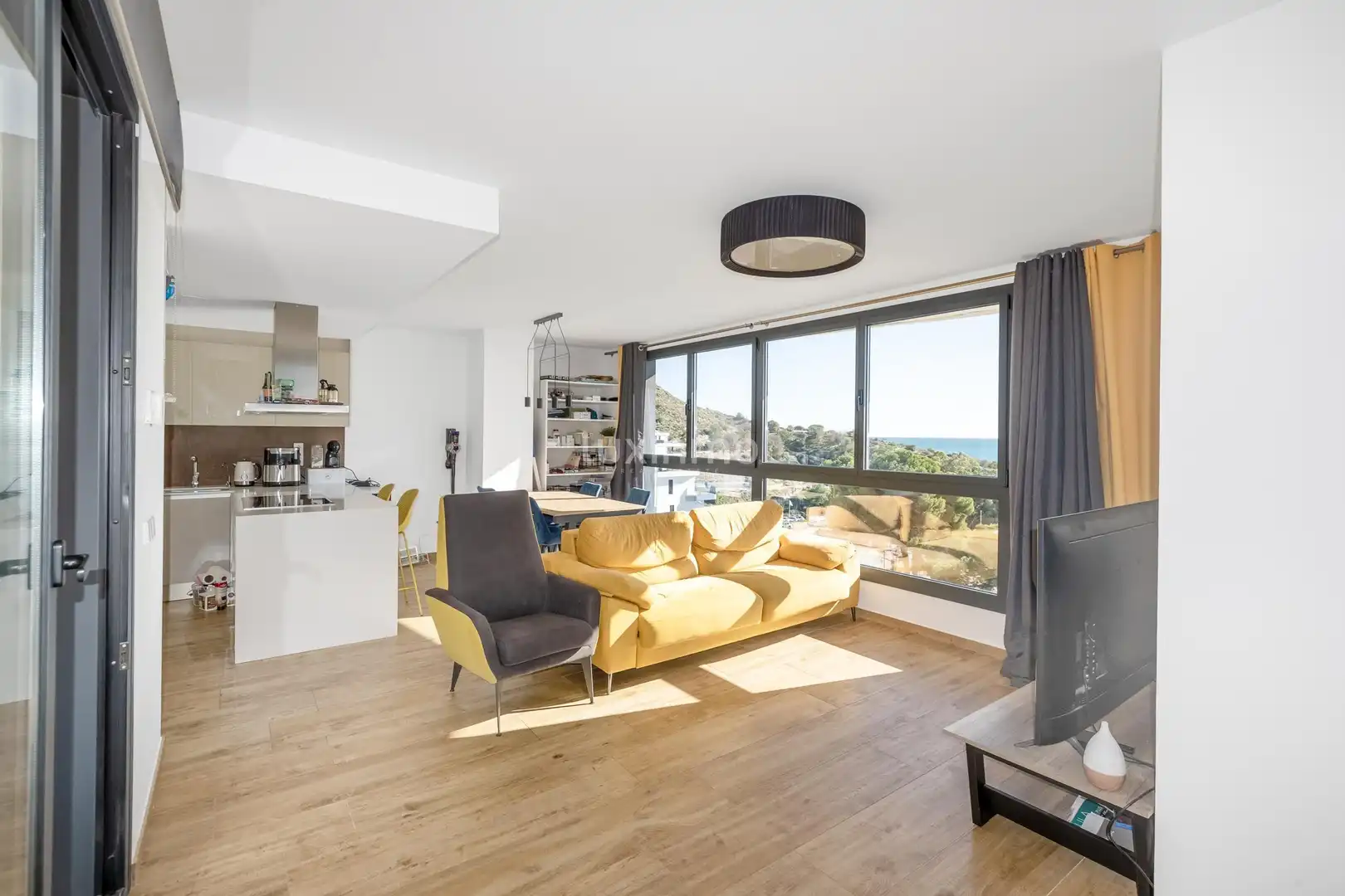 Wohnzimmer von Wohnung zum Verkauf in Villajoyosa / La Vila Joiosa mit Klimaanlage, Privatgarten und Terrasse